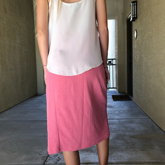 Pretty in Pink Pencil Skirt - Picture 3 of 4